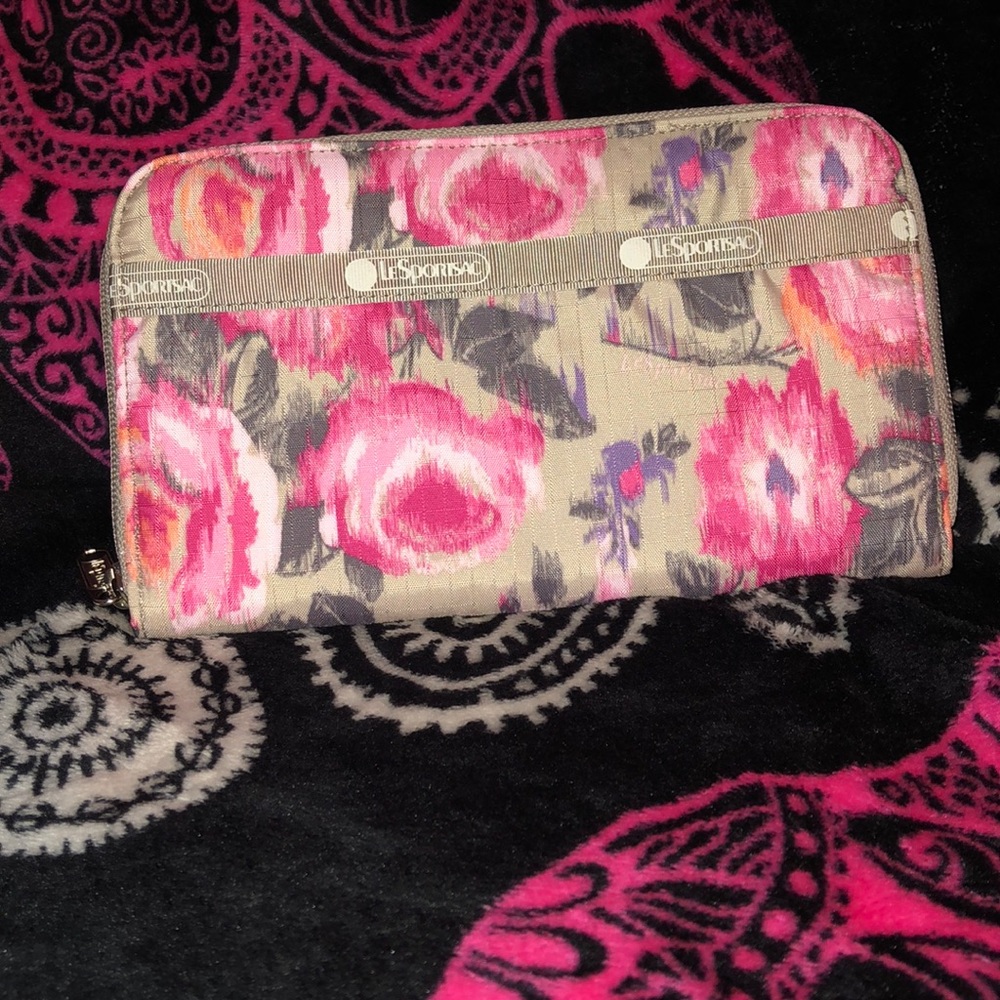 LeSportsac Floral wallet